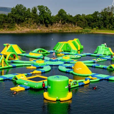 Bounce, Slide, Splash: The 2025 Aquapark Obstacle Guide