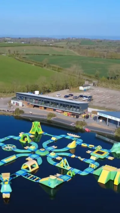 Your meeting point for the summer 😎Aquapark sessions available from 12-7PM today, get booked in at splashni.com or through the link in our bio.