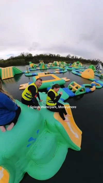 Happy Saturday! Make the most of the weekend and spend it at Splash - we have aquapark sessions available from 12-4PM, everything else is available 9AM-4PM. 💦Get booked in using the link in our bio or splashni.com
📸 keevandkev
